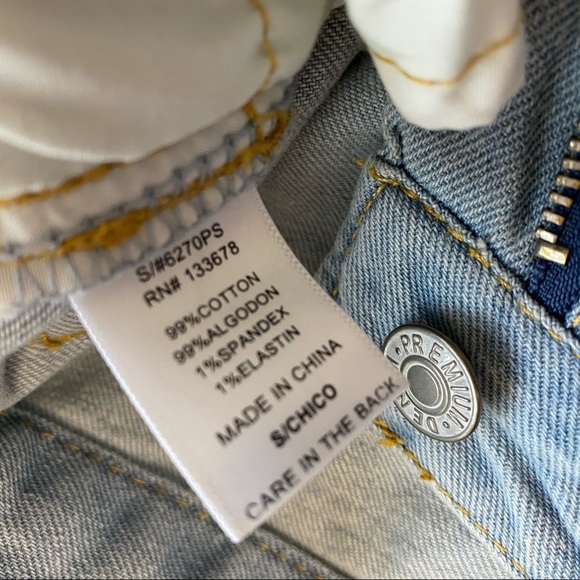 Love Tree Denim Light Wash Summer Vacation Casual Chic Cuffed Hem Short - Picture 5 of 6